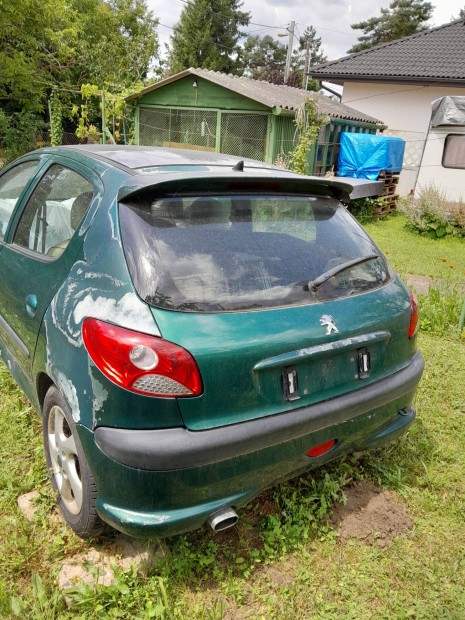 Peugeot 206 csomagtr ajt csomagtart ajt komplett