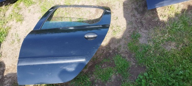 Peugeot 206 fekete bal hátsó ajtó.