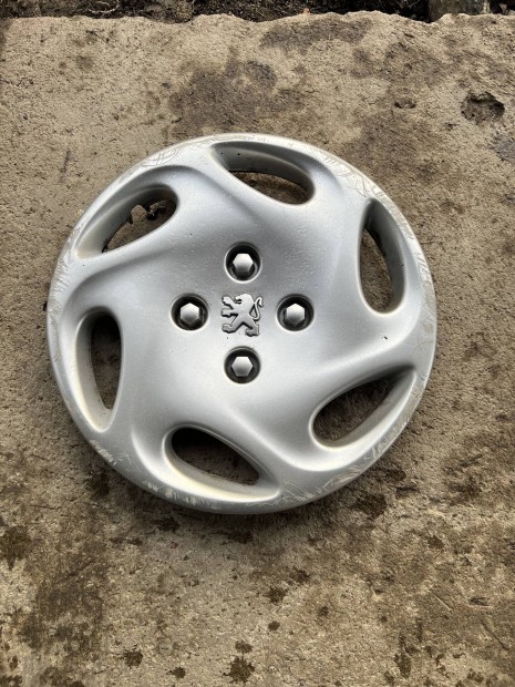Peugeot 206 gy�ri d�szt�rcsa 14"