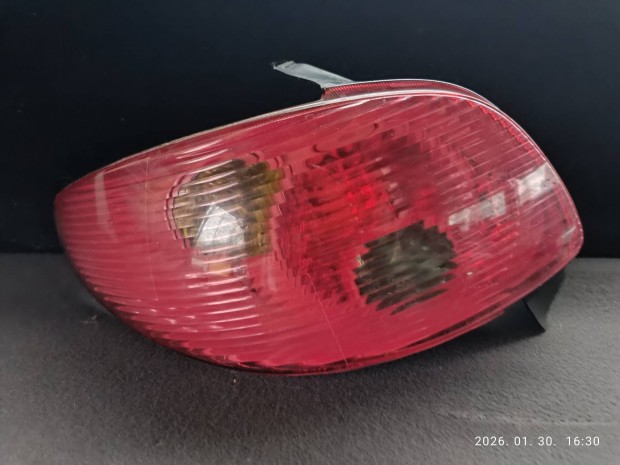 Peugeot 206 h�ts� l�mpa 