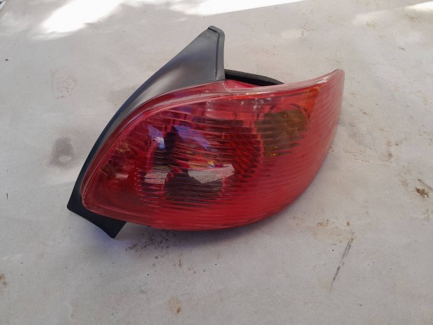 Peugeot 206 hátsó lámpa jobb és bal oldali facelift