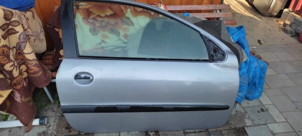 Peugeot 206 jobb els ajt