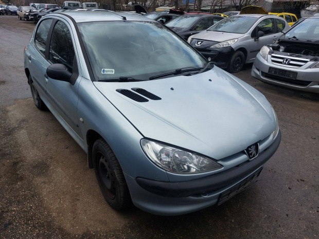 Peugeot 206 karossz�ria elemei