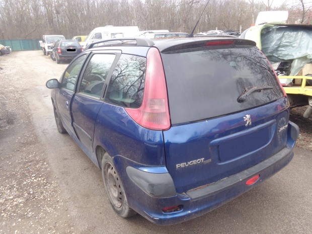 Peugeot 206 kombi bal hts ajt