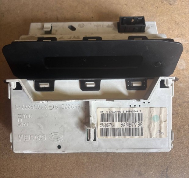 Peugeot 206 központi kijelző 9647409777