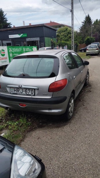 Peugeot 206 kuplunghibás lejárt műszakival olcsón eladó