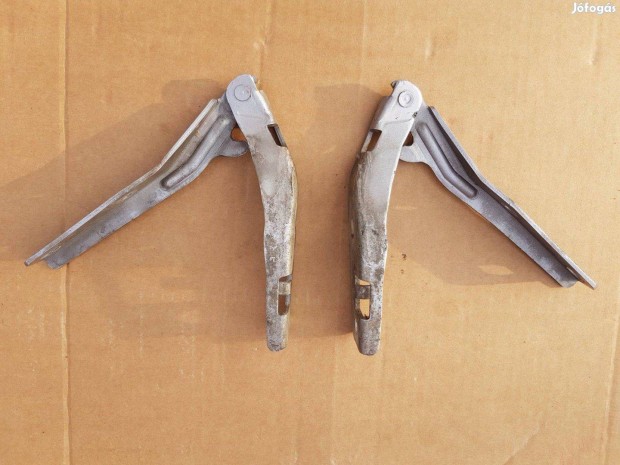 Peugeot 206 motorháztető zsanér párban