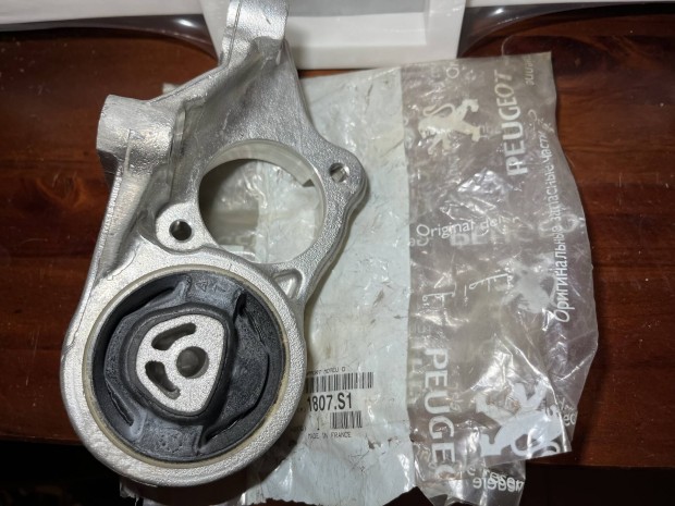 Peugeot 206 motortartó 9639156980