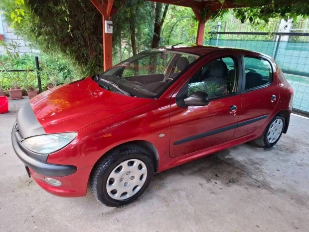 Peugeot 206-os