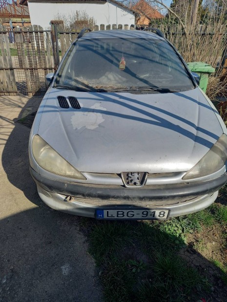 Peugeot 206 sw 1.4 hdi alkatr�szek