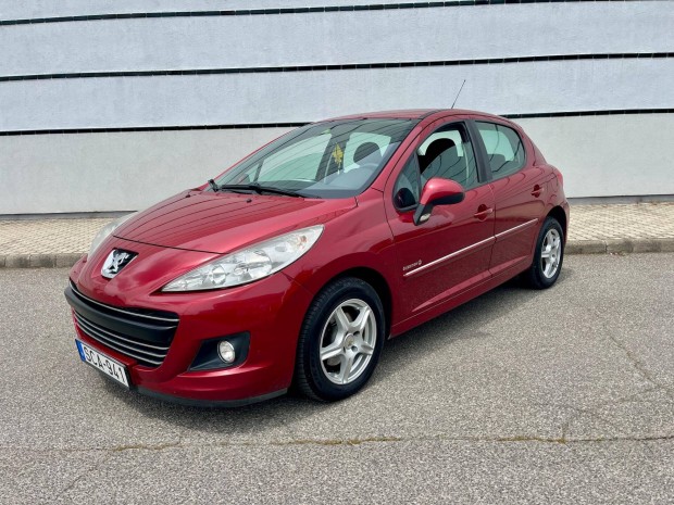Peugeot 207 1.4 Trendy 163.000km! 0Ft-tl elvih...