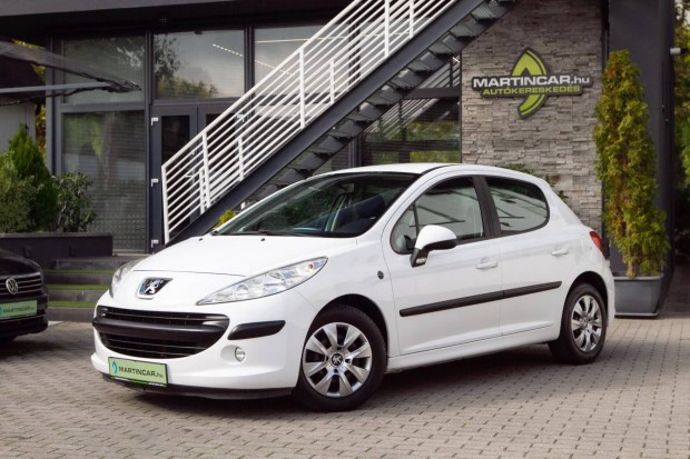 Peugeot 207 1.4 Trendy White Ice Floe +Első Tul...