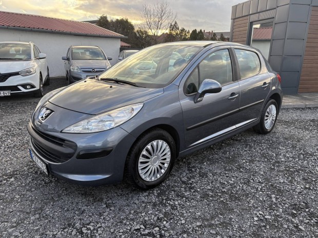Peugeot 207 1.4 VTi Urban Leinform�lhat� el��le...