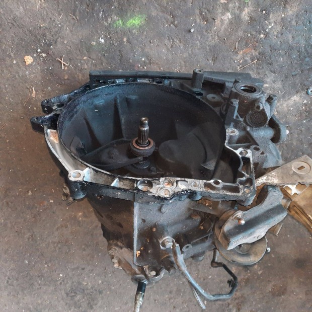 Peugeot 207 1.4 váltó