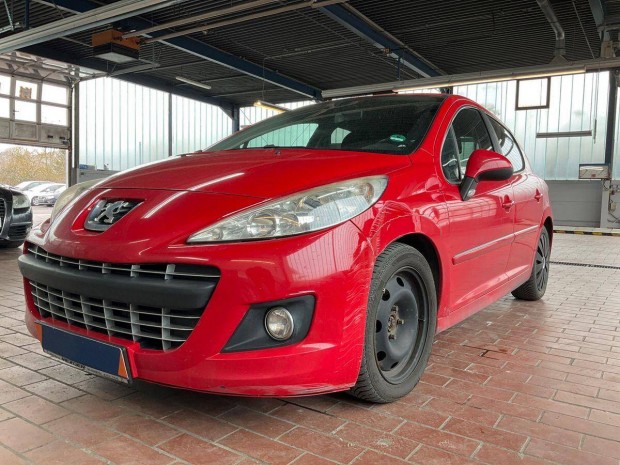 Peugeot 207 1.6 VTi Allure Premium . 3 év garan...