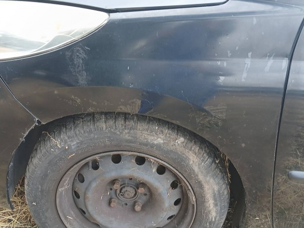Peugeot 207 1.6 hdi 110 bal első sárvédő