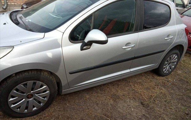 Peugeot 207 Bontott alkatr�szek 1.6 hdi 1.4 benzin