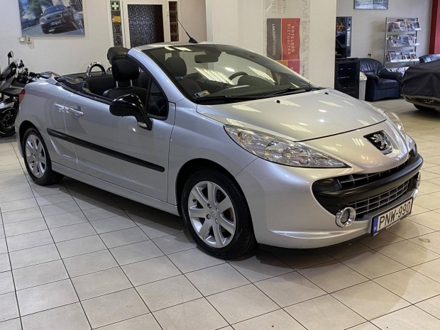 Peugeot 207 CC 1.6 VTi Feline