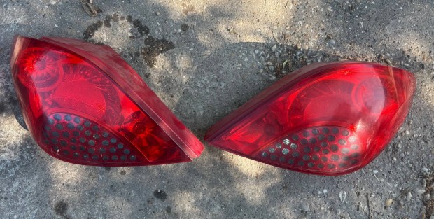 Peugeot 207 Hátsó lampák
