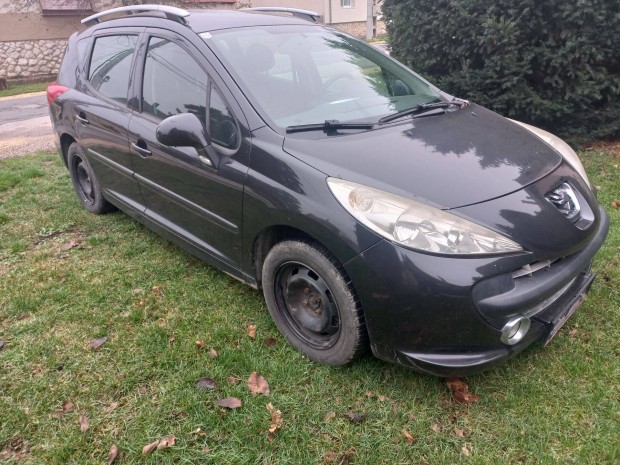 Peugeot 207 SW 1,4 16V 127000 km-el!