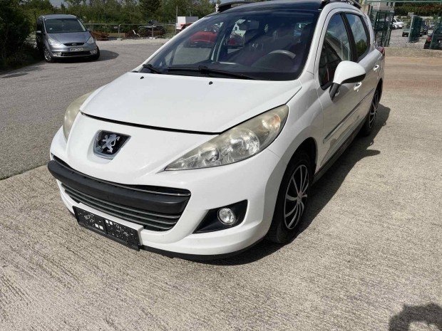 Peugeot 207 SW 1.4 VTi Premium Outdoor