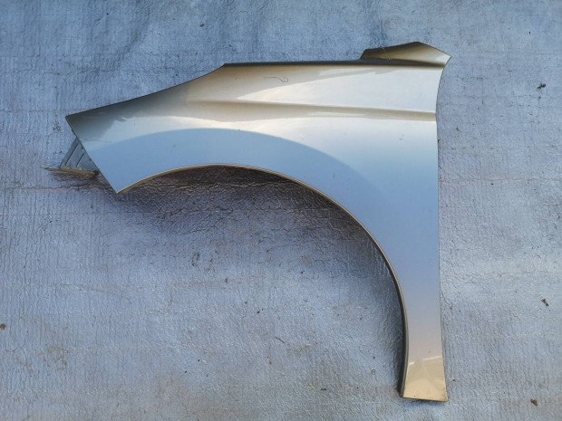 Peugeot 207 gy�ri bal els� s�rv�d� Ezrc, Ktnc