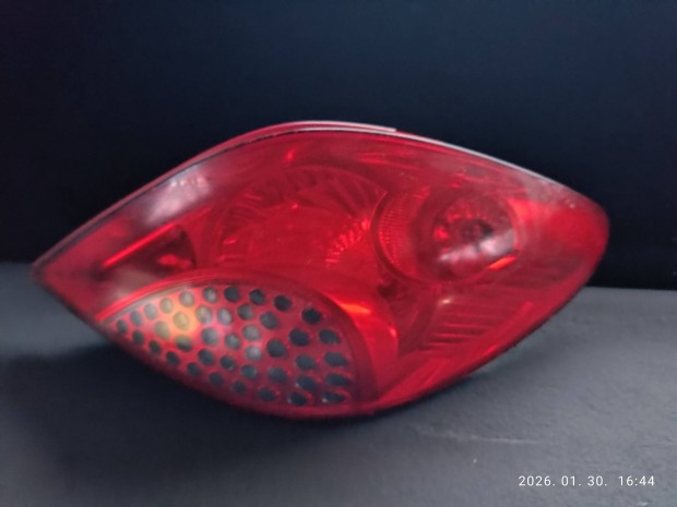 Peugeot 207 h�ts� l�mpa 
