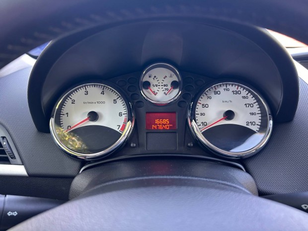 Peugeot 207 kombi 153000km