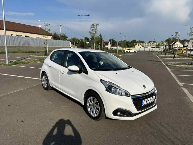 Peugeot 208 1.2 Puretech Style 23.400 KM / Magy...