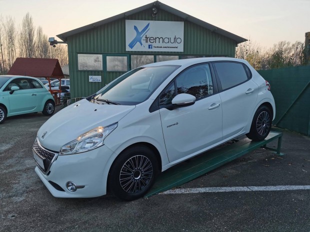 Peugeot 208 1.2 VTi Envy