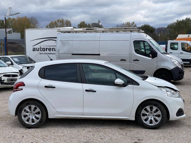 Peugeot 208 1.6 Blue HDI Van jobb negyed