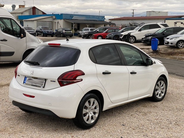 Peugeot 208 1.6 Blue HDI Van lengkar szett