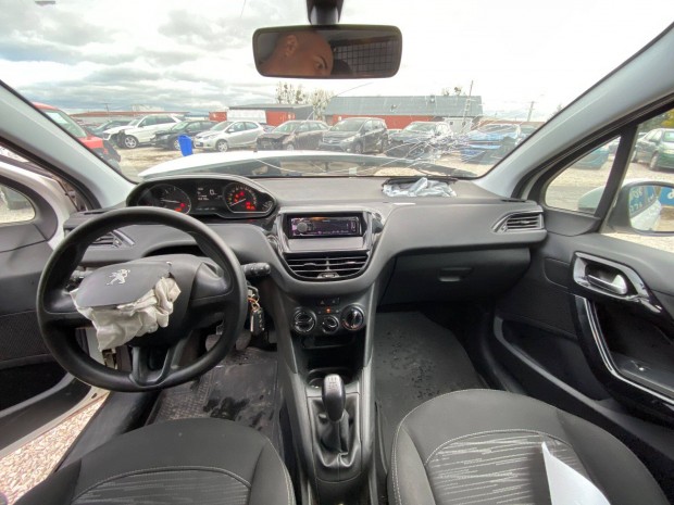 Peugeot 208 1.6 Blue HDI Van mechanikus sebességváltó BE4R