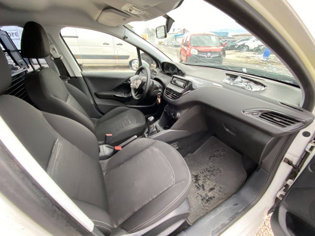 Peugeot 208 1.6 Blue HDI Van mechanikus sebességváltó BE4R