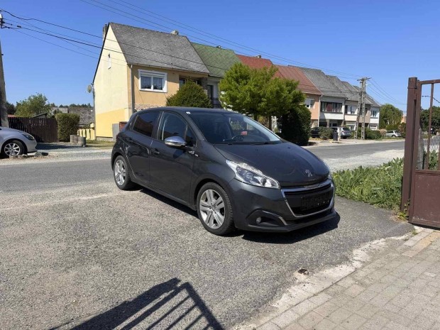Peugeot 208 1.6 Bluehdi Style Ül.fűt.tempomat