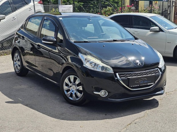 Peugeot 208 1.6 e-HDi Active szervizknyves