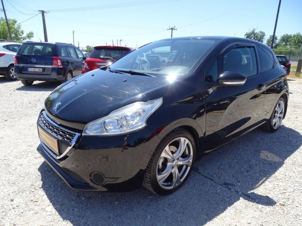 Peugeot 208 1.6 e-HDi Allure Csere-Beszmts!