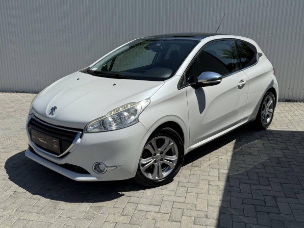 Peugeot 208 1.6 e-HDi Allure Navi.PDC.Digitklím...
