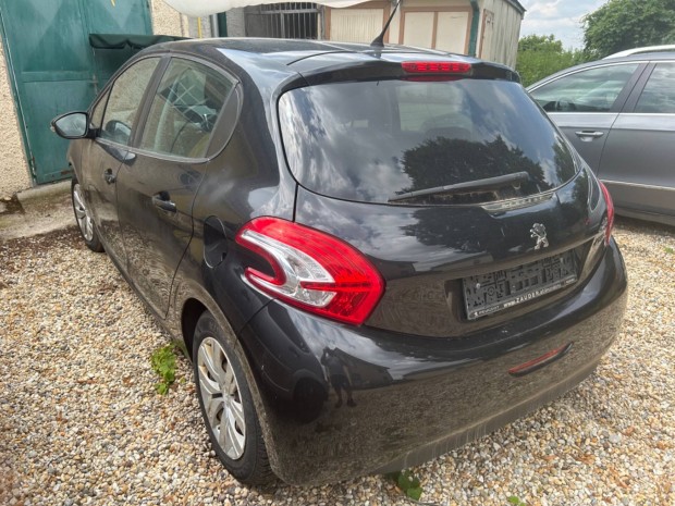 Peugeot 208 2012 1.4 vti 8FS