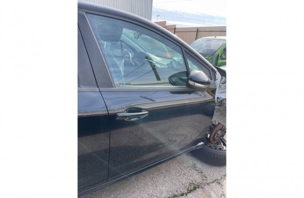 Peugeot 208 2012-2017 Jobb els ajt fekete sznben elad