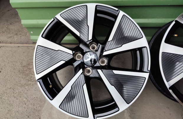 Peugeot 208 301 opel Corsa f gyári alufelni 4x108 17"