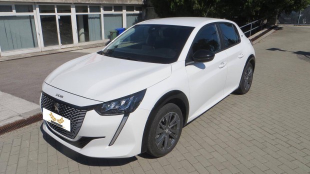 Peugeot 208 e208 50kWh Active LED-Digitklíma-RA...