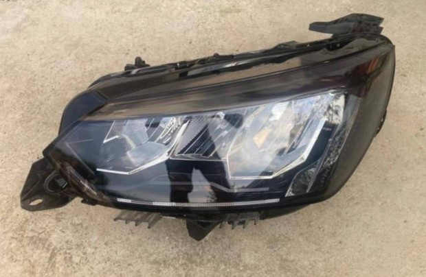 Peugeot 208 fnyszr