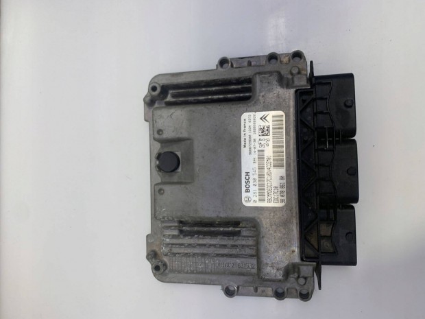 Peugeot 208 motorvezérlő elektronika 0281030545 9807886180