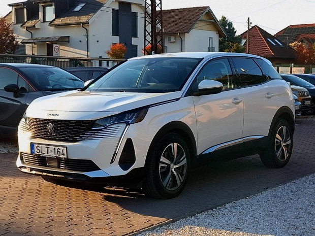 Peugeot 3008 1.2 Puretech Allure EAT8 Magyarors...