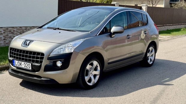 Peugeot 3008 1.6 HDi Premium Panoráma tető
