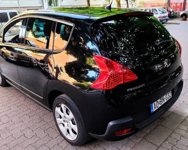 Peugeot 3008 1,6 VTI első tulajdonos, kevés kilométerrel eladó