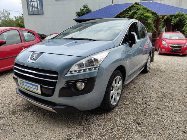 Peugeot 3008 2.0 HDi Hybrid4 104 gramm EGS6 180...