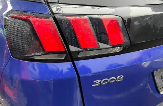 Peugeot 3008 ,P84 , Kalaptart , gyri (2016-23)