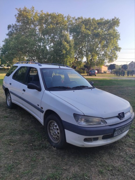 Peugeot 306 1.4 motorhibs